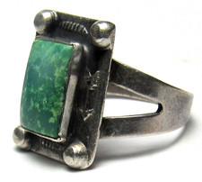 Navajo Fred Harvey Era ARROW Sterling Silver SQUARE Green TURQUOISE Ring sz7.5 - Additional view 10