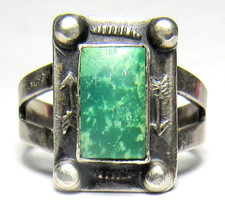 Navajo Fred Harvey Era ARROW Sterling Silver SQUARE Green TURQUOISE Ring sz7.5