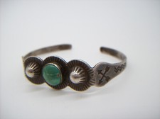 Vintage Navajo Fred Harvey Era GREEN Turquoise Sterling Silver Bracelet - Additional view 4