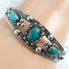 Vintage Navajo Fred Harvey Era Turquoise Cuff Bracelet Stamp Decoration Sterling - Additional view 1