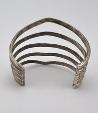 BIG Vtg Fred Harvey Navajo Sterling Stamped Carinated 5 Row Wide Cuff Bracelet - Additional view 4