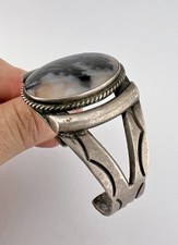 Vtg Fred Harvey Era Navajo Sterling Silver Petrified Wood Stamped Cuff Bracelet - Additional view 8