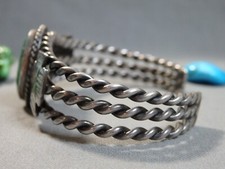 ANTIQUE Harvey Era NAVAJO Hachita TURQUOISE Coin Silver THUNDERBIRD 32g Bracelet - Additional view 7