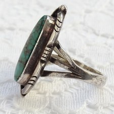 Old Navajo Fred Harvey Era Oval Turquoise Ring Size 8 Handmade Sterling Silver - Additional view 6