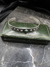NAVAJO Vintage Sterling Silver Fred Harvey Turquoise Repoussé Cuff Bracelet 925 - Additional view 1