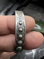 NAVAJO Vintage Sterling Silver Fred Harvey Turquoise Repoussé Cuff Bracelet 925 - Additional view 4