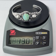 Vintage Navajo Fred Harvey Era Turquoise Sterling Silver Small 5in Cuff Bracelet - Additional view 13