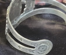 Vintage Size 7 Fred Harvey Era Sterling Turquoise Cuff Gorgeous Craftsmanship - Additional view 2