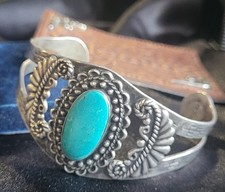 Vintage Size 7 Fred Harvey Era Sterling Turquoise Cuff Gorgeous Craftsmanship - Additional view 9