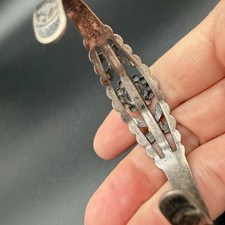 VTG FRED HARVEY ERA GREEN TURQUOISE CROSSED ARROWS STERLING SILVER CUFF BRACELET - Additional view 7