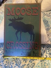 VINTAGE MOOSE CROSSING YELLOWSTONE NATIONAL PARK WOODEN PLAQUE SIGN Fred Harvey - Additional view 3