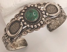 Fred Harvey Era Sterling Silver Cuff Bracelet Turquoise naja paws Arrows 25.7 g - Additional view 1