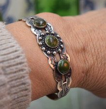 Vintage Navajo Fred Harvey Coin Silver Green Turquoise Cuff Bracelet - Additional view 1