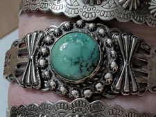 Lot 10 Pieces 1940s FRED HARVEY Turquoise & Silver Bracelets Earrings Ring WWII - Additional view 8