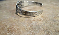 VERY OLD Fred Harvey Era Navajo 900 Coin Silver Turquoise THUNDERBIRD Bracelet - Additional view 8