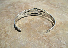 VERY OLD Fred Harvey Era Navajo 900 Coin Silver Turquoise THUNDERBIRD Bracelet - Additional view 10