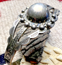 OLD PAWN BOWTIE STAMP Southwestern BUMP UP CUFF bracelet silver Fred Harvey 6.5"