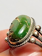 Vintage Navajo Fred Harvey Era Green Turquoise Sterling Silver Ring size 7 - Additional view 3