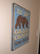 Grizzly Country Yellowstone National Park Novelty Wood Sign Fred Harvey Trading - Additional view 1
