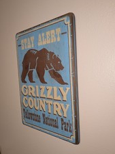 Grizzly Country Yellowstone National Park Novelty Wood Sign Fred Harvey Trading - Additional view 2