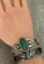 FRED HARVEY ERA Navajo Turquoise Thunderbird Scalloped Sterling Bracelet 6.75 in - Additional view 1