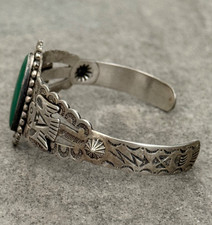 FRED HARVEY ERA Navajo Turquoise Thunderbird Scalloped Sterling Bracelet 6.75 in - Additional view 5
