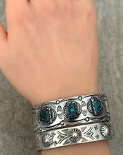 RARE FRED HARVEY ERA Navajo WHIRLING LOG Bow & Arrow OWL Silver Bracelet 6.6 in - Additional view 1