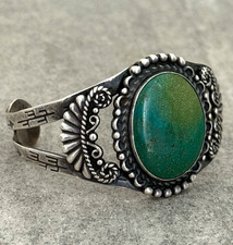 Vintage 30's Fred Harvey Era  Navajo BIG Turquoise Sterling Bracelet 52.5g 7 in - Additional view 2