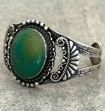 Vintage 30's Fred Harvey Era  Navajo BIG Turquoise Sterling Bracelet 52.5g 7 in - Additional view 3