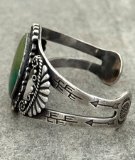 Vintage 30's Fred Harvey Era  Navajo BIG Turquoise Sterling Bracelet 52.5g 7 in - Additional view 5