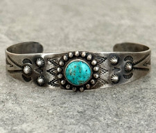 FRED HARVEY ERA Navajo Turquoise ARROWS Fluted Button Silver Bracelet 6.75 in