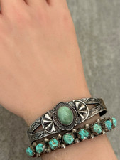 Vintage FRED HARVEY ERA NAVAJO Turquoise Split shank Silver Bracelet 7 in - Additional view 1