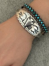 Vintage FRED HARVEY ERA Navajo ARROWHEAD REPOUSSE Snake Sterling Bracelet 6.6 in - Additional view 4