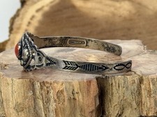 Vintage Navajo Fred Harvey Era Sterling Silver Coral Stamped Cuff--20.26 - Additional view 3