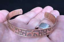 Two Vintage Navajo Thunderbird Fred Harvey Era Stamped Copper Cuffs Peyote Bird - Additional view 2