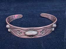 Two Vintage Navajo Thunderbird Fred Harvey Era Stamped Copper Cuffs Peyote Bird - Additional view 3