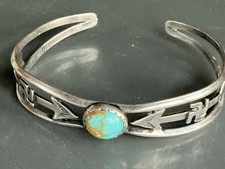Vintage Harvey Era Native American Sterling Turquoise Cuff - Additional view 1