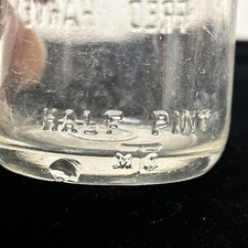 Vintage FRED HARVEY Half (1/2) Pint Embossed Milk Bottle - Additional view 5