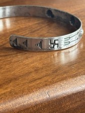 Fred Harvey Era Navajo Native American Sterling Silver DESIGN Cuff Bracelet - Additional view 3