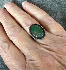 Fred Harvey Era Oval Face Greasy Green Turquoise & Sterling Ring Sz. 7 - Additional view 2