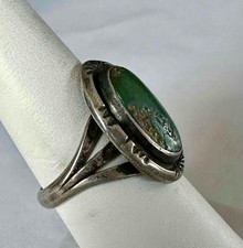 Fred Harvey Era Oval Face Greasy Green Turquoise & Sterling Ring Sz. 7 - Additional view 3