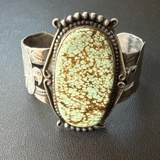 LARGE NATIVE AMERICAN NAVAJO TURQUOISE & STERLING FRED HARVEY ERA CUFF - Additional view 1