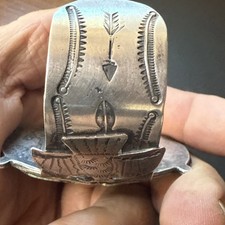 LARGE NATIVE AMERICAN NAVAJO TURQUOISE & STERLING FRED HARVEY ERA CUFF - Additional view 5