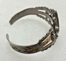 Vintage Fred Harvey era native sterling silver turquoise cuff bracelet - 49B - Additional view 4