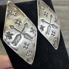 Large Vtg 1940s Fred Harvey Era Native American Sterling Navajo Stamped Earrings - Additional view 1