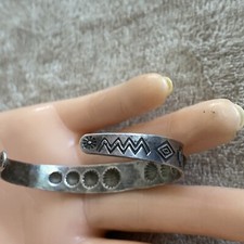 OLD Fred Harvey Era Navajo Sterling Silver Turquoise Reverse Punch Row Bracelet - Additional view 15