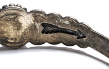 Old Fred Harvey Era Navajo Silver Bracelet w/Arrows Turquoise Scalloped 6 3/4