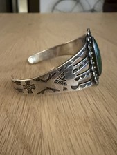 VINTAGE NAVAJO Thunderbird Arrow Cuff Fred Harvey Era Green Turquoise Bracelet - Additional view 4