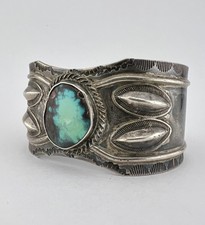 Old Fred Harvey Navajo Coin Silver Bisbee Turquoise Stamped Cuff Bracelet 79.8g - Additional view 2