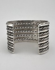 BIG Vtg Fred Harvey Navajo Sterling Stamped Carinated 6 Row Cuff Bracelet 85.8g - Additional view 4